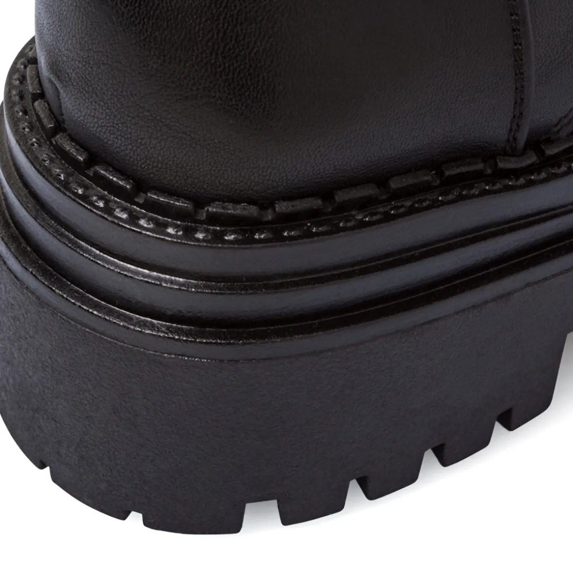 Anfibi neri da Donna con suola chuncky Lora Ferres