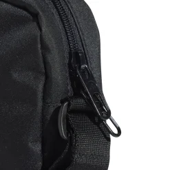 Borsello nero con tasca e logo frontale adidas