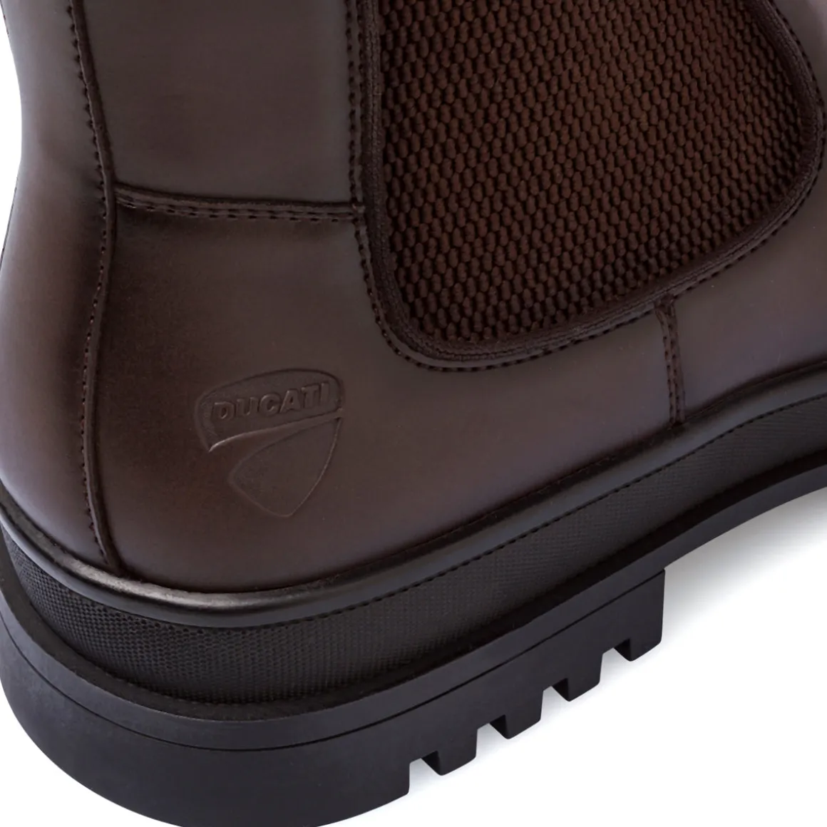 Chelsea Boot da uomo marroni con suola carrarmato Ducati