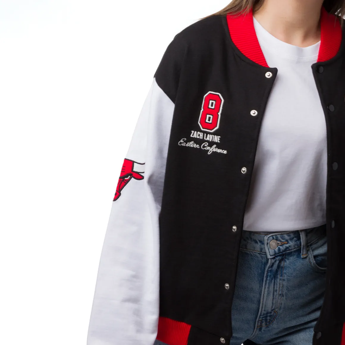 Giacca Bomber da Donna nera rossa e bianca con loghi ricamati Chicago Bulls NBA