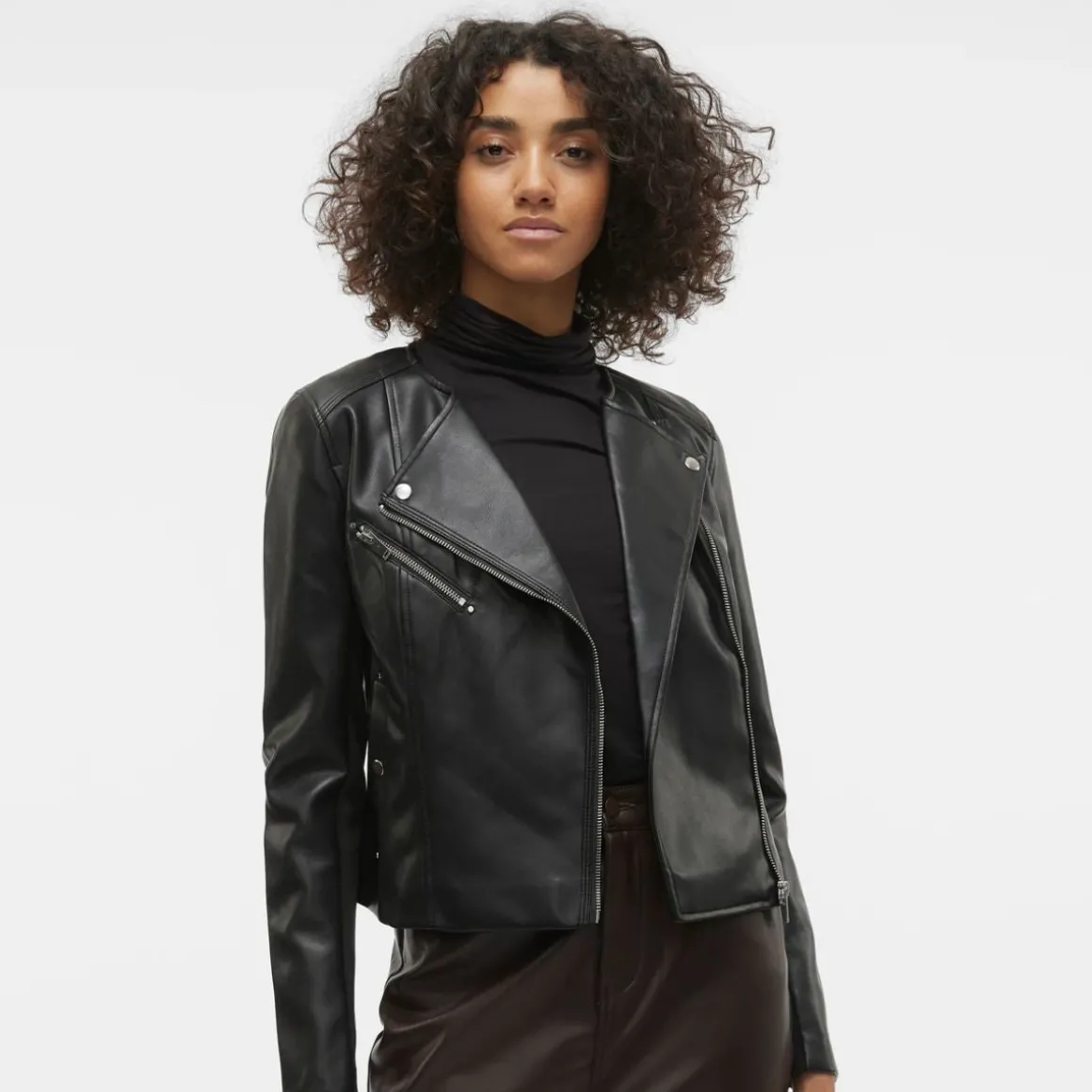 Giacca in similpelle da donna nera Vero Moda