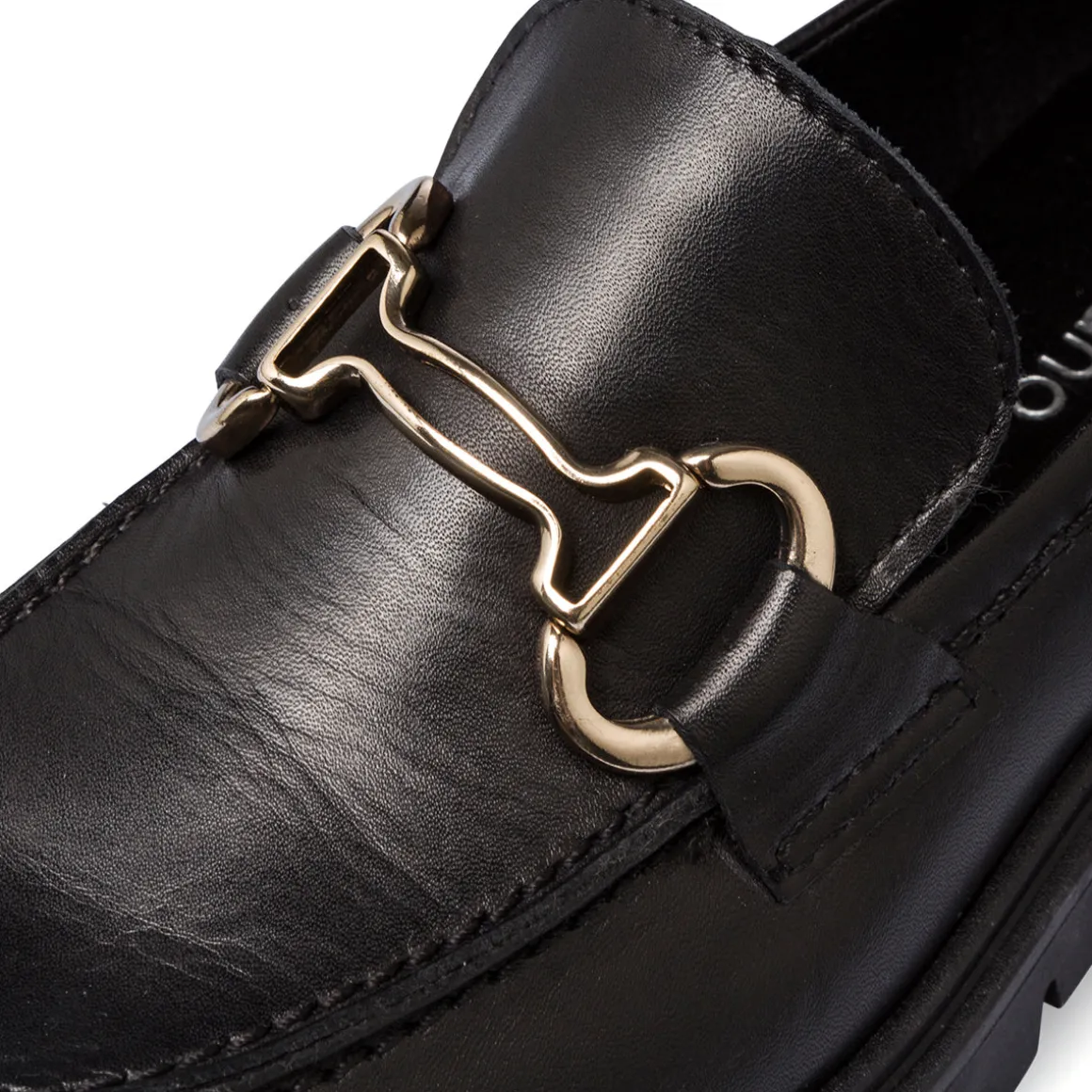 Mocassini chunky da donna neri con morsetto P Essentials