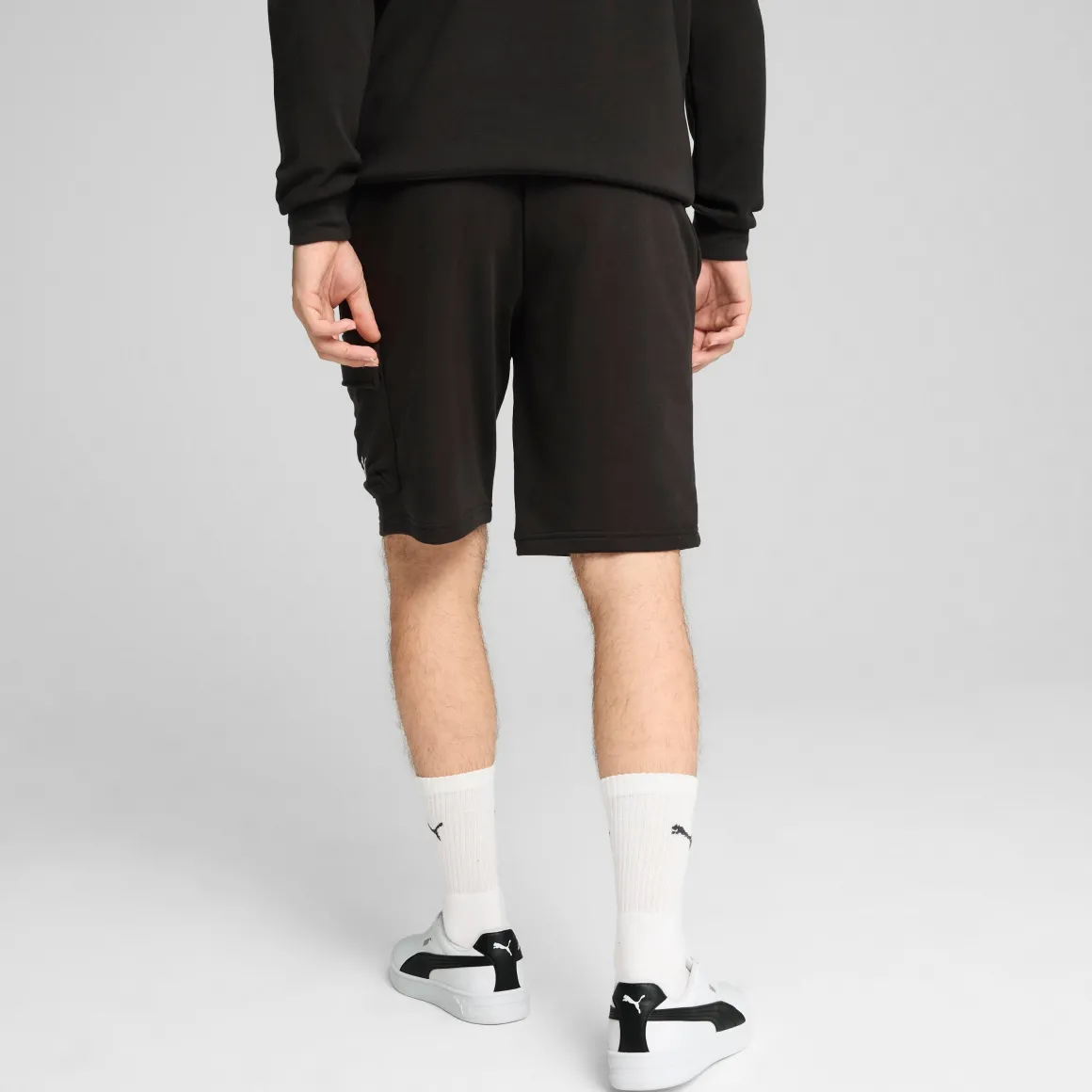 Pantaloncini Shorts Cargo neri da Uomo con logo e tasche Puma ESS 1