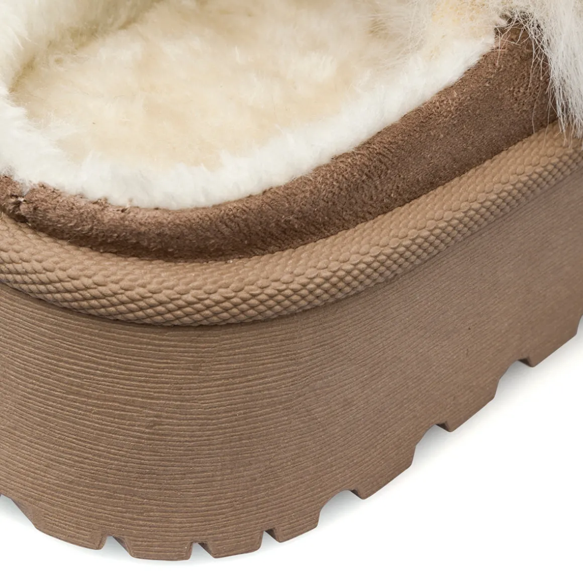 Sabot imbottite effetto scamosciato beige da Donna Lora Ferres