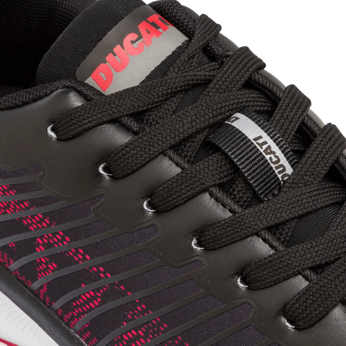 Scarpe da ginnastica nere e rosse da uomo Ducati Balderico 4
