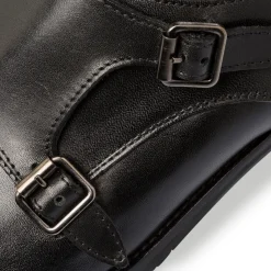 Scarpe monk-strap nere eleganti in pelle con chiusura a doppia fibbia da uomo Primopiano