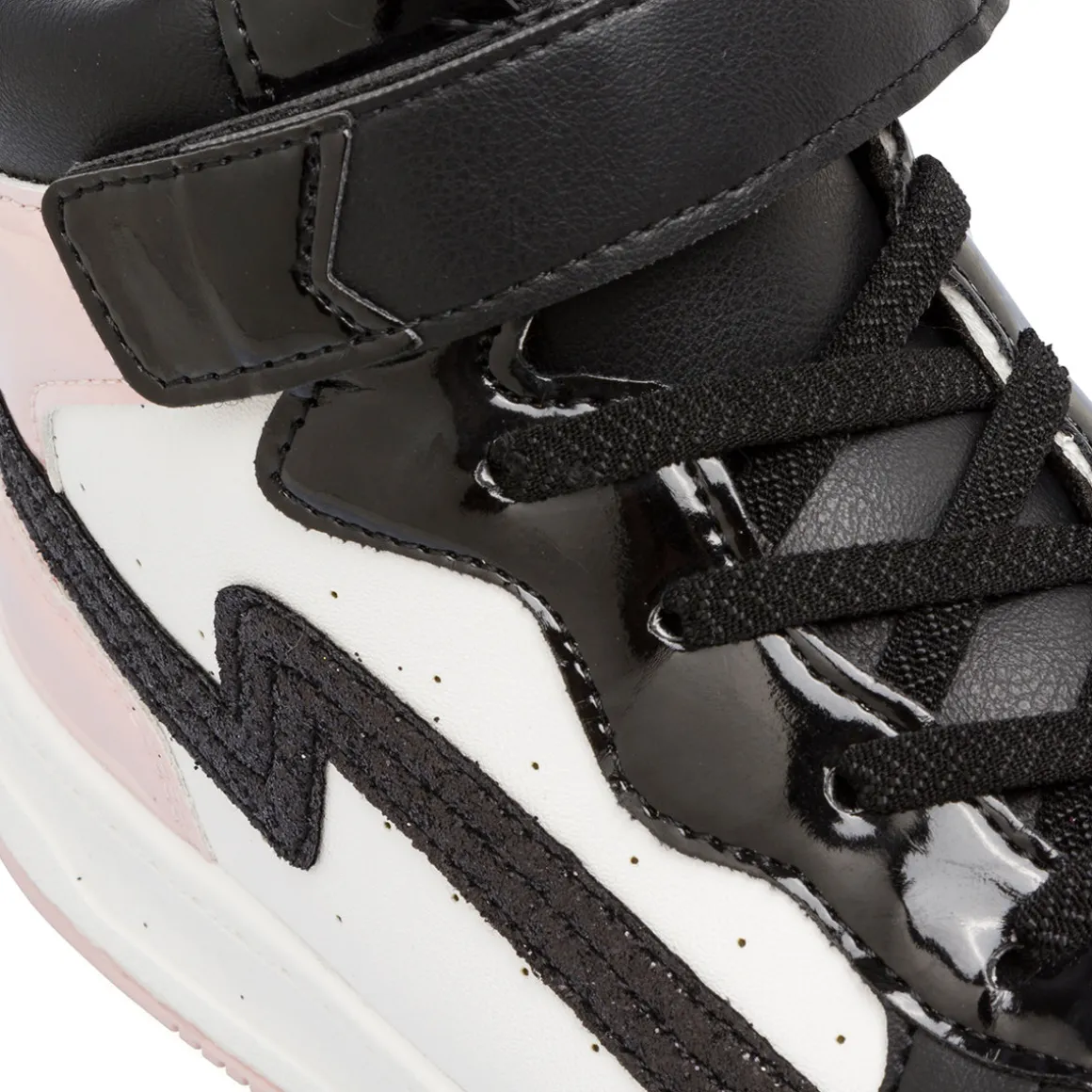 Sneakers alte bianche con dettagli rosa e nero da bambina Le Scarpe di Alice
