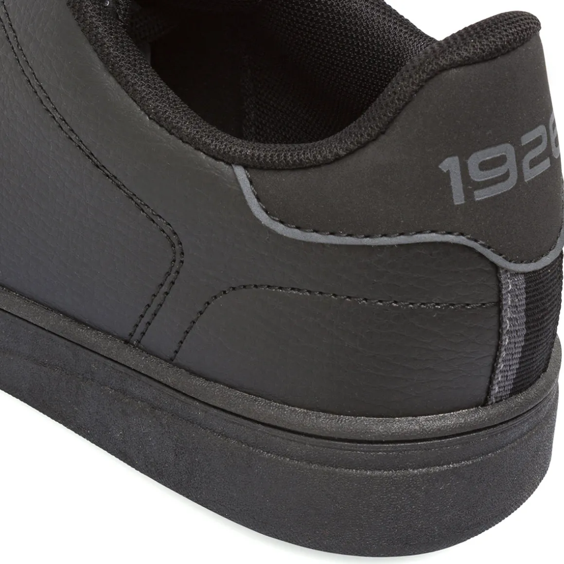 Sneakers basse casual nere da Uomo con logo Ducati