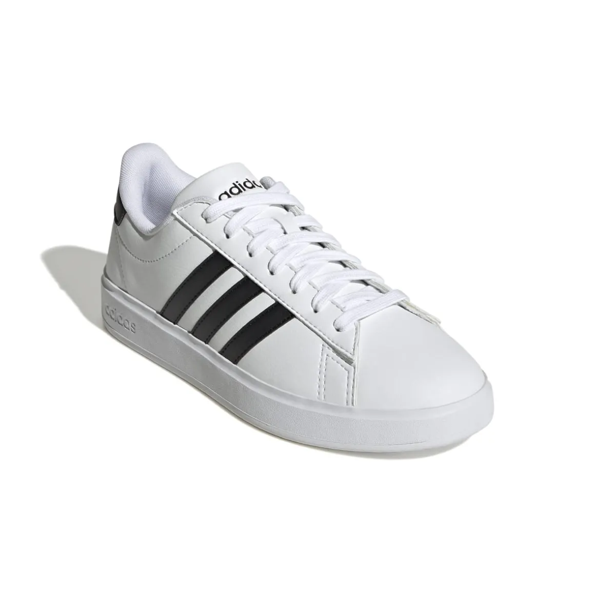 Sneakers casual da donna bianche con logo adidas Grand Court