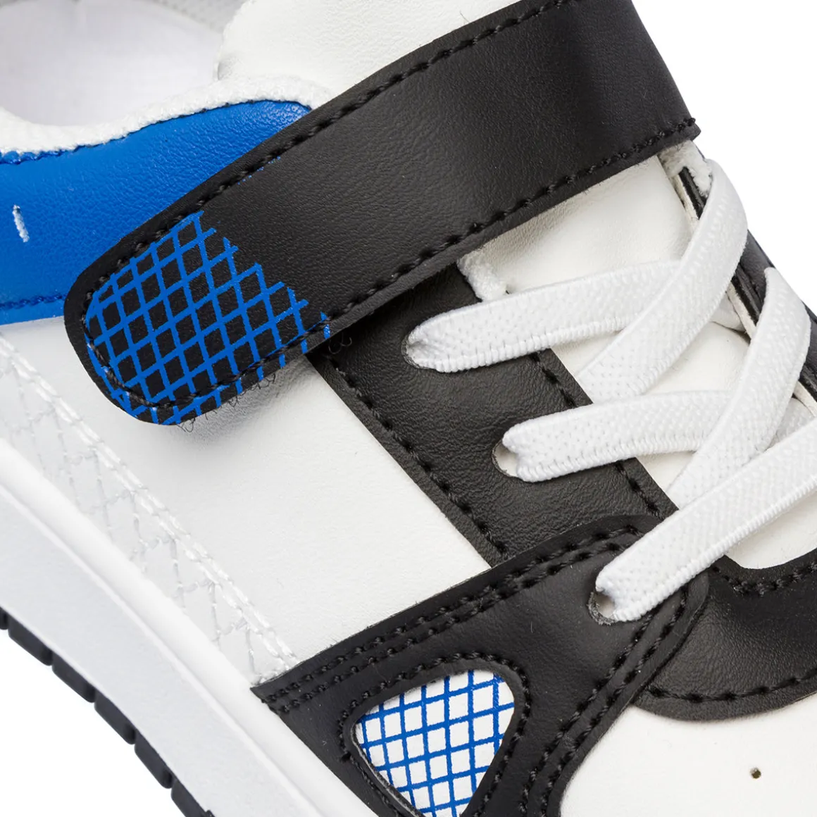 Sneakers da bambino bianche con dettagli neri e blu Birilli&Monelli