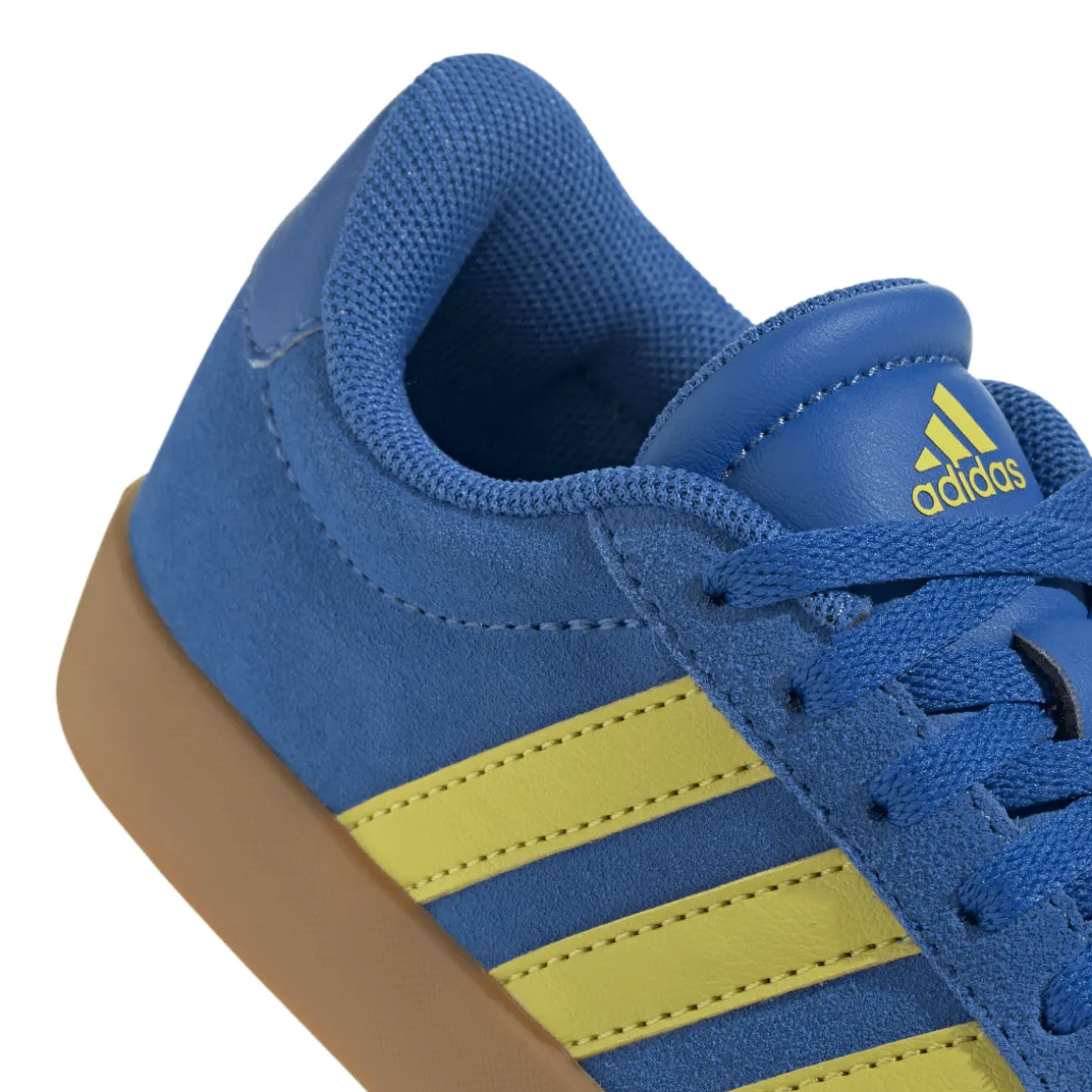 Sneakers da ragazzo e ragazza in pelle effetto scamosciato blu e gialle adidas VL Court 2.0