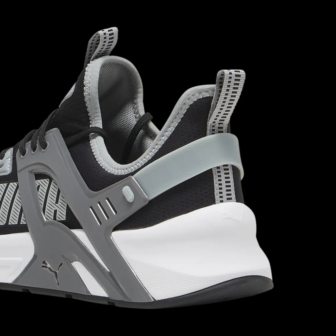 Sneakers da uomo nere e grigie con logo Puma Pacer
