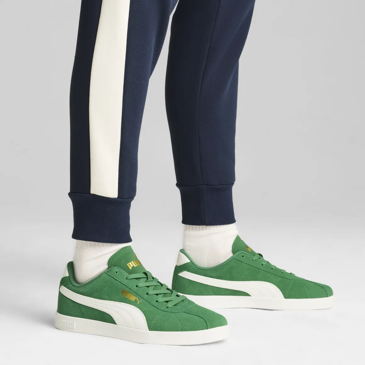 Sneakers da uomo verdi in pelle effetto scamosciato Puma Club II