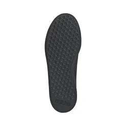Sneakers nere da Uomo con dettagli traforati adidas Advantage Base 2.0