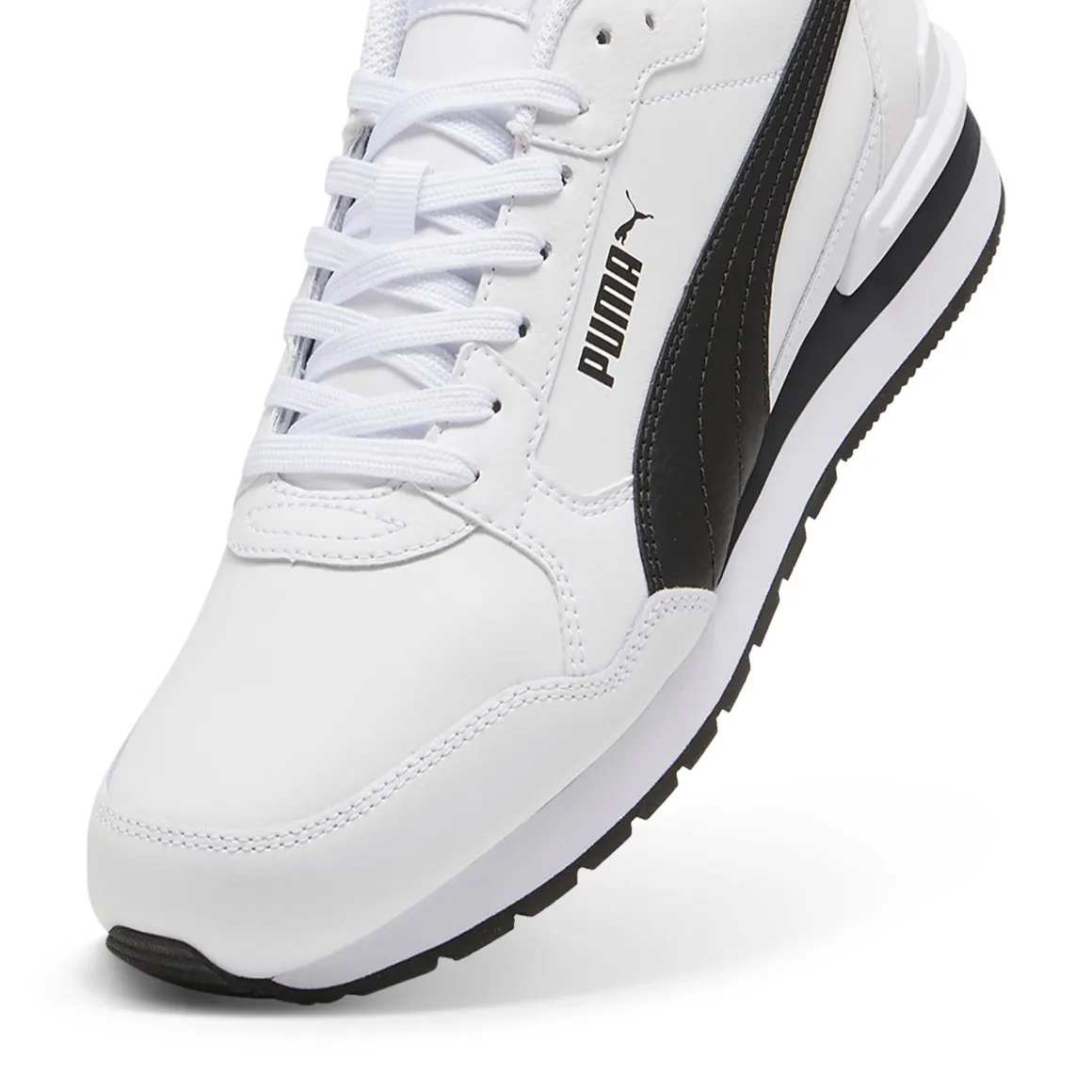 Sneakers Rétro bianche da Uomo con logo laterale nero in contrasto Runner v4 Puma
