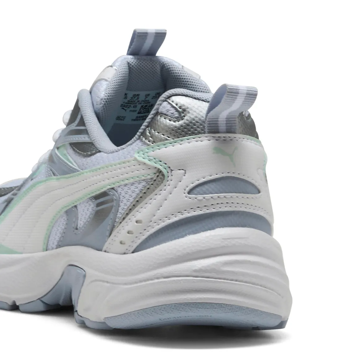 Sneakers Rétro running da donna bianche con dettagli verdi e azzurri Puma Milenio Tech