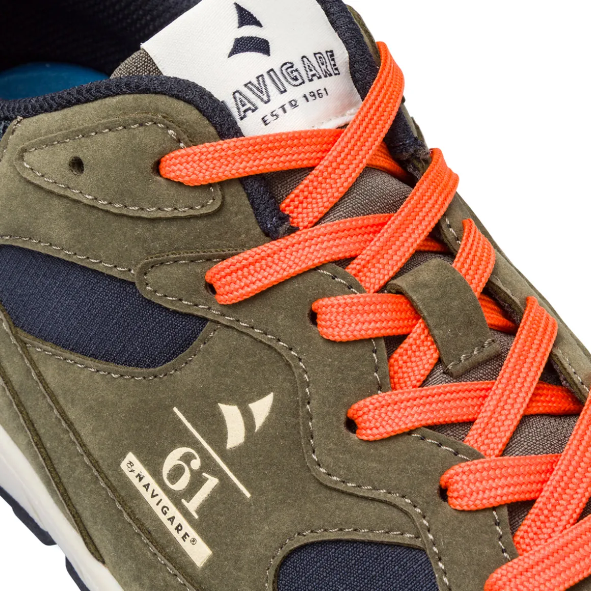Sneakers Verdi da Uomo con dettagli in contrasto Navigare