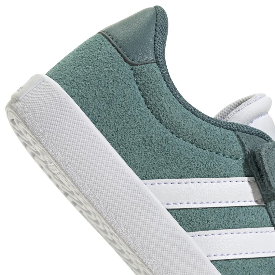 Sneakers verdi effetto scamosciato da Bambino e Ragazzo adidas