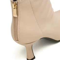 Stivaletti beige da donna con tacco 7 cm Lora Ferres