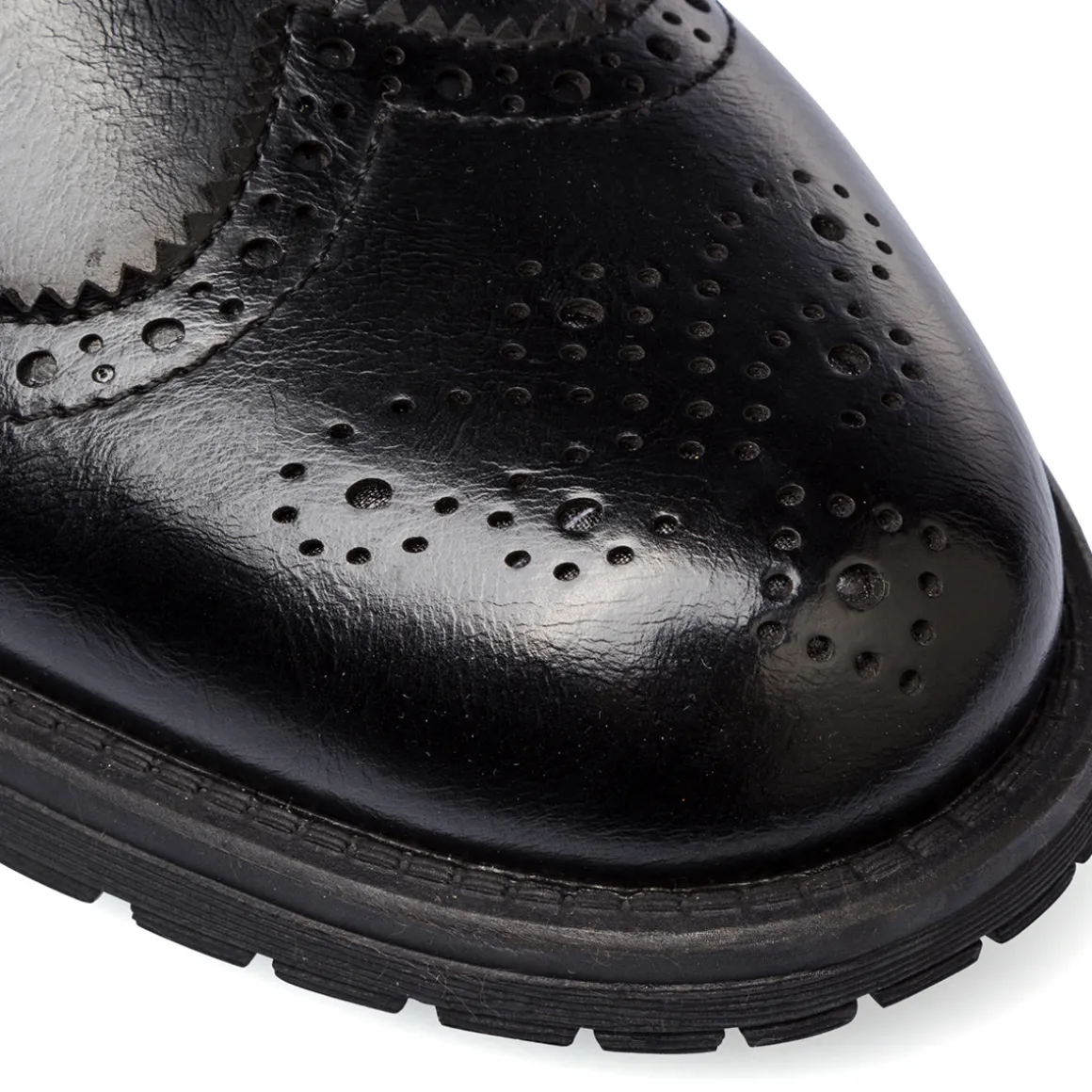 Stivaletti eleganti da uomo neri con dettagli brogue Riflessi Urbani