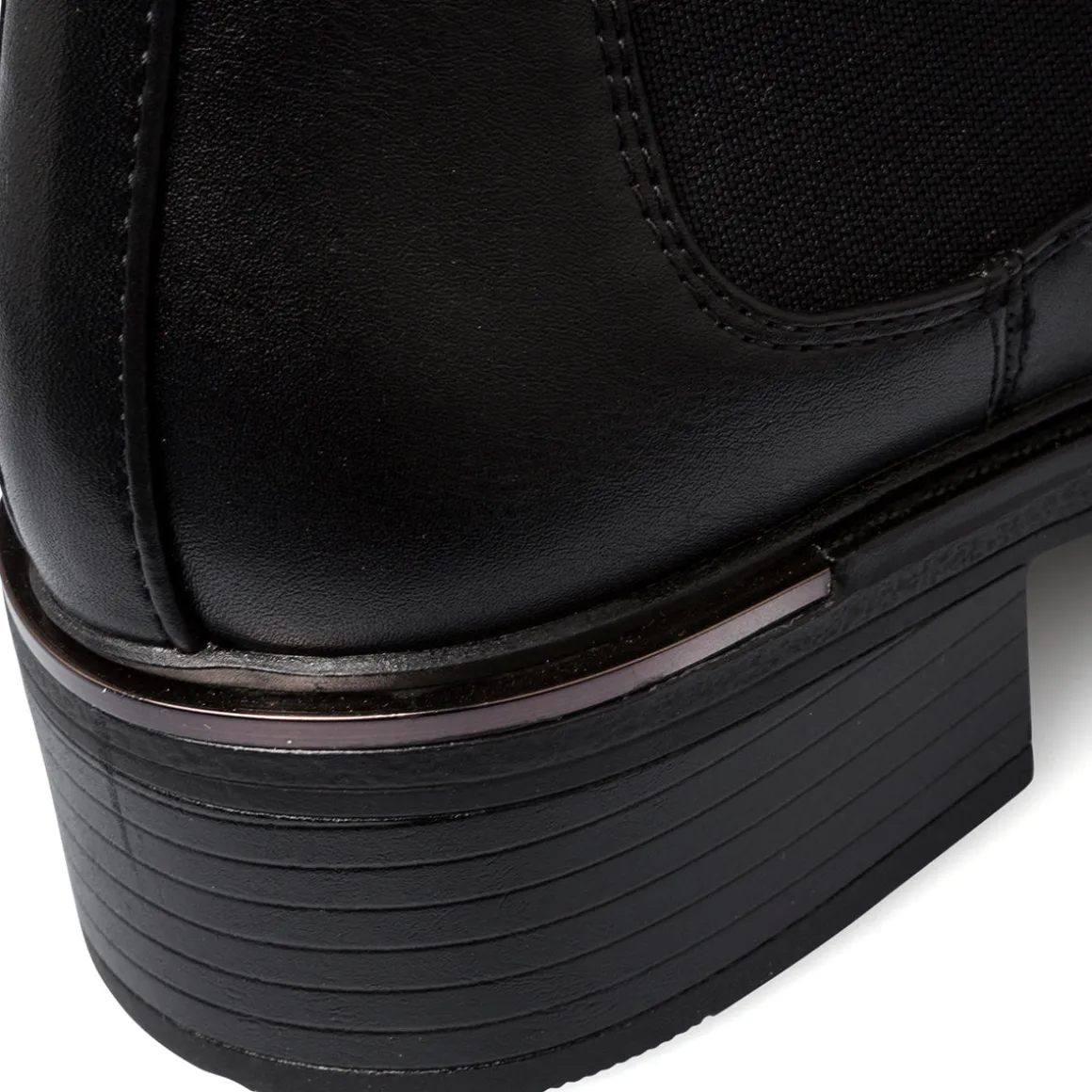 Stivaletti neri da donna con fascia elastica P Soft