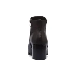 Stivaletti neri da donna con tacco 6 cm e borchie Lora Ferres