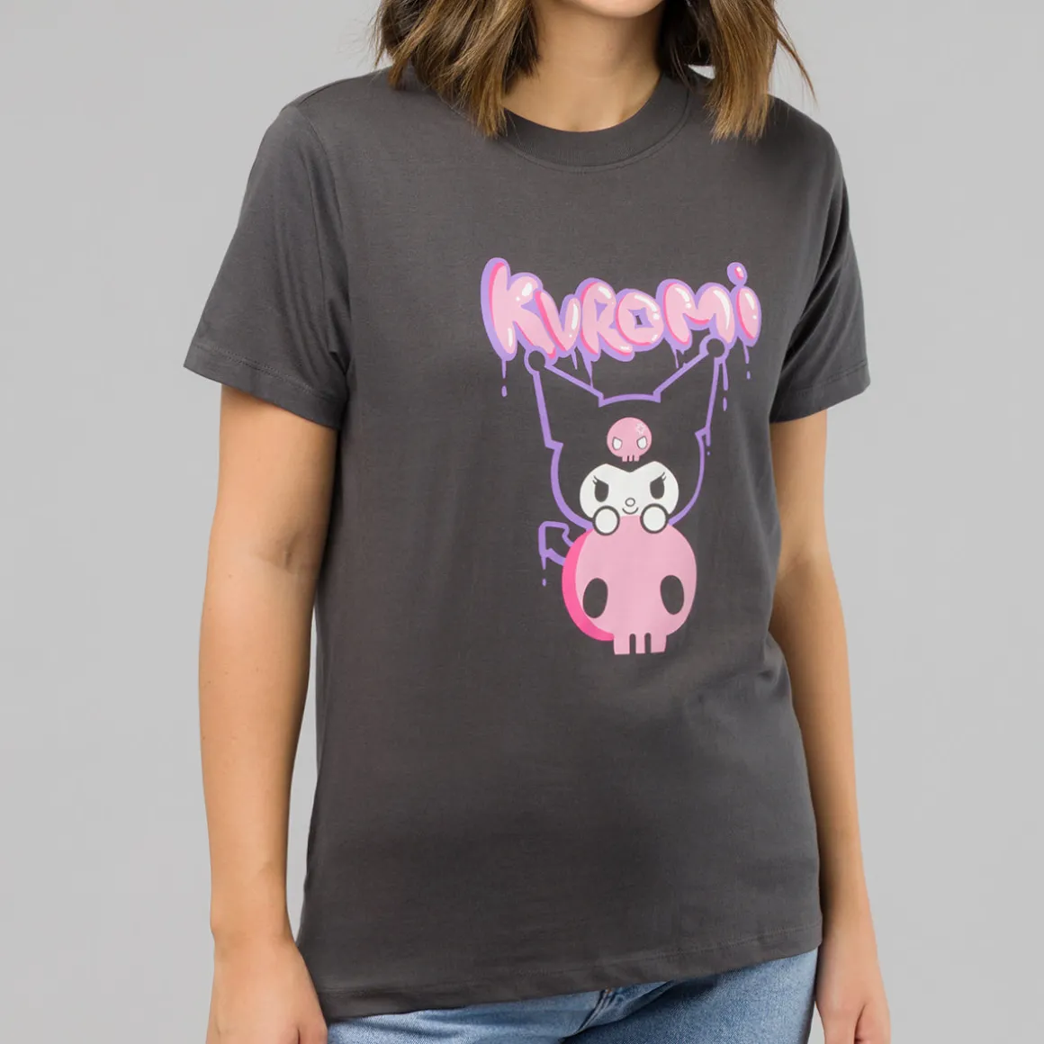 T-shirt grigio scuro da Donna con stampa Kuromi
