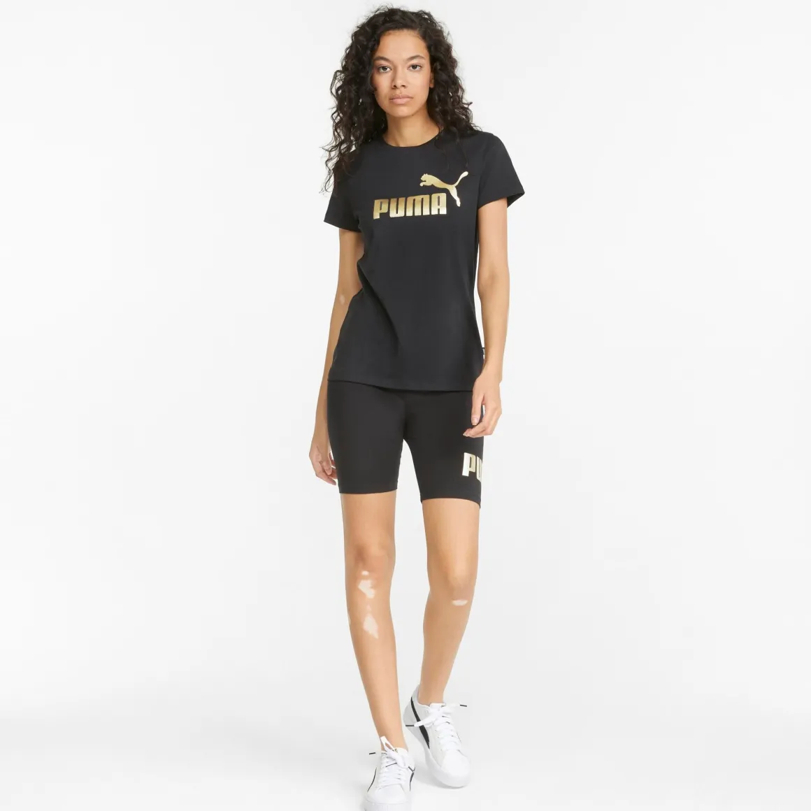 T-shirt nera da donna con logo oro Puma Essentials +